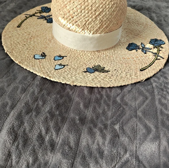 Coach X Observed By Us Embroidered Straw Hat - Picture 7 of 12